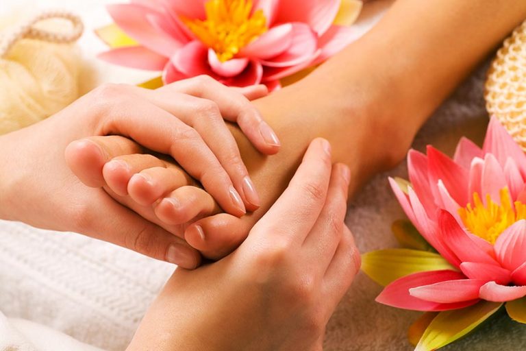 benefici riflessologia plantare